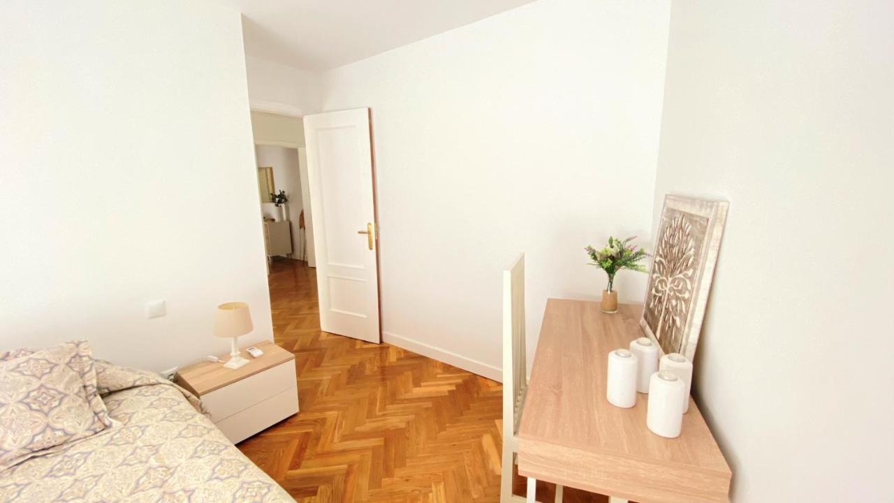 Apartamento Las Rozas Centro Con Parking Incluido Eksteriør bilde