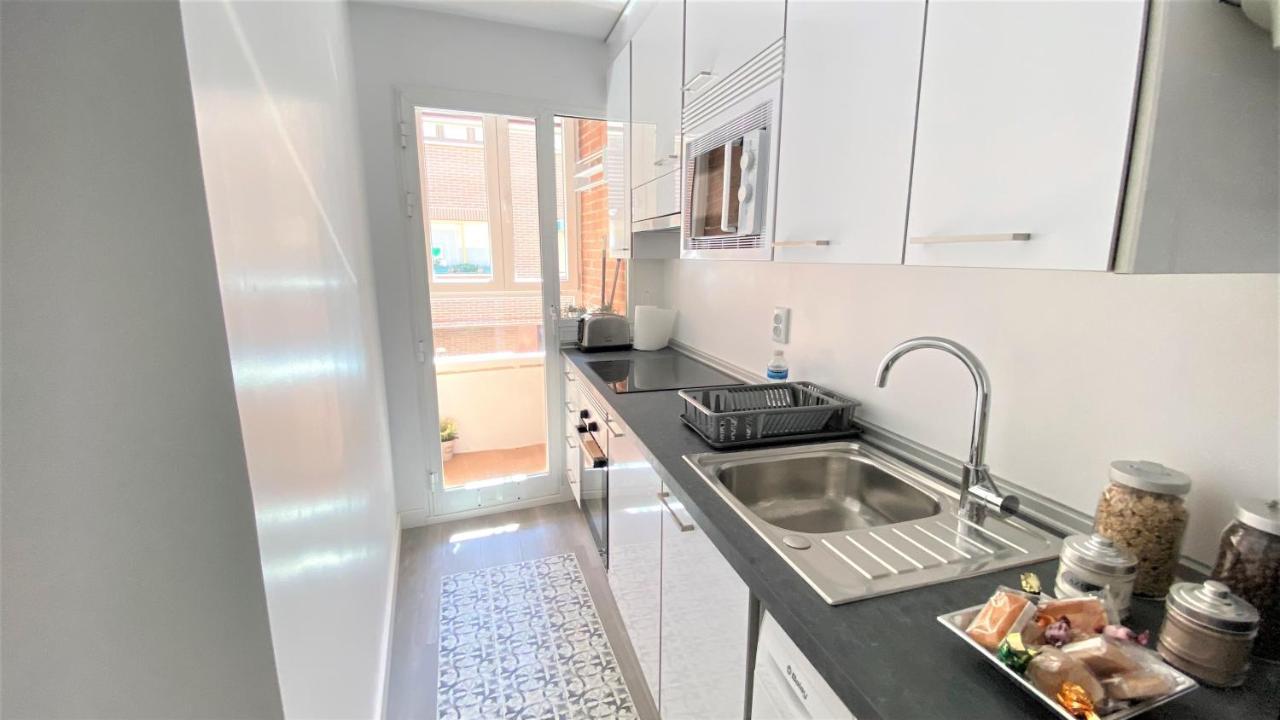 Apartamento Las Rozas Centro Con Parking Incluido Eksteriør bilde