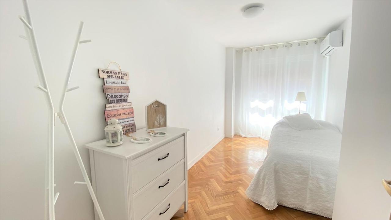 Apartamento Las Rozas Centro Con Parking Incluido Eksteriør bilde