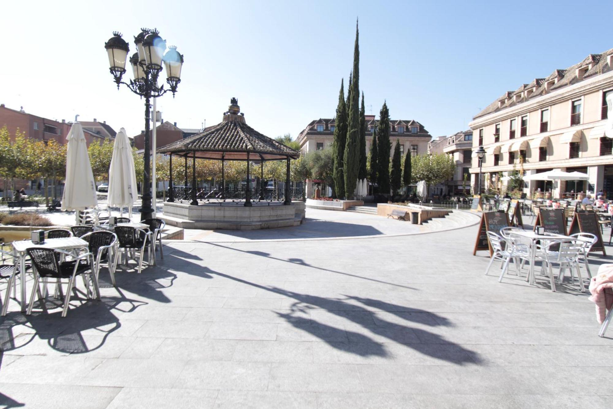 Apartamento Las Rozas Centro Con Parking Incluido Eksteriør bilde