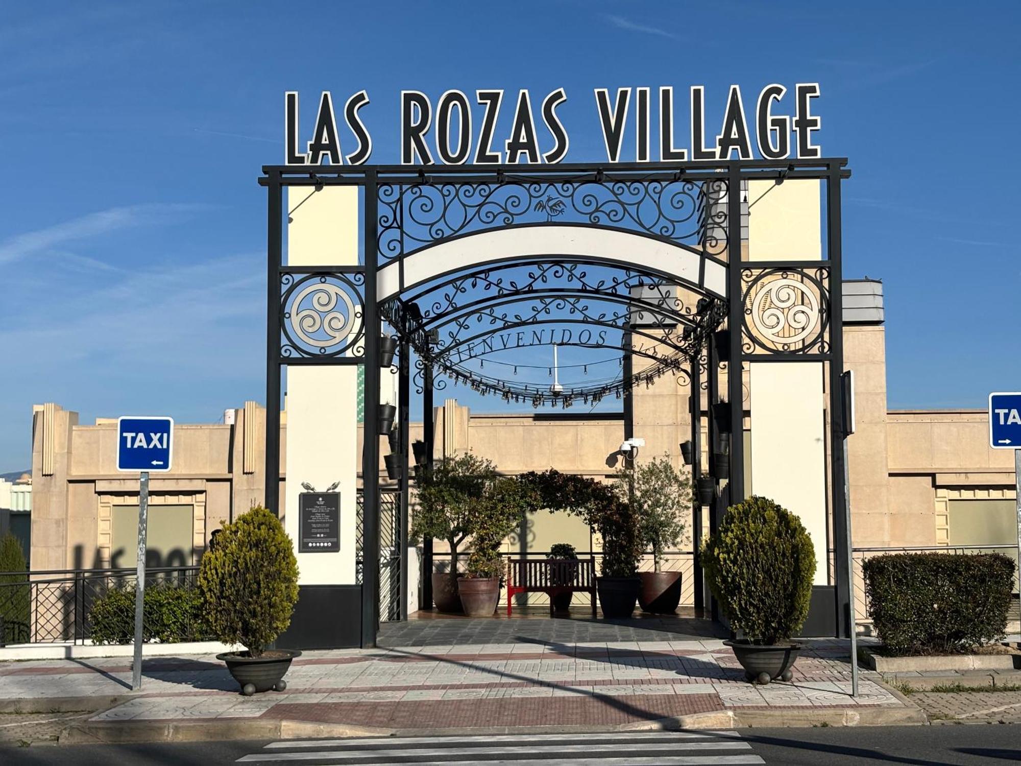 Apartamento Las Rozas Centro Con Parking Incluido Eksteriør bilde